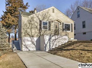 6124 Emmet St, Omaha, NE 68104