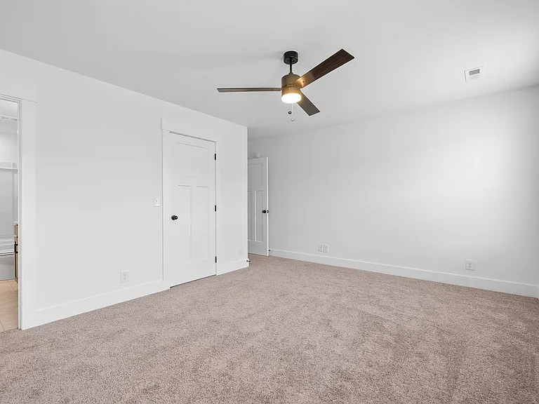 305 Front Ridge Cir — Photo 9