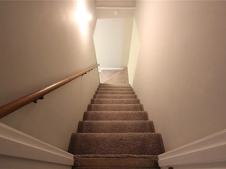 818 Springlake Rd — Photo 9
