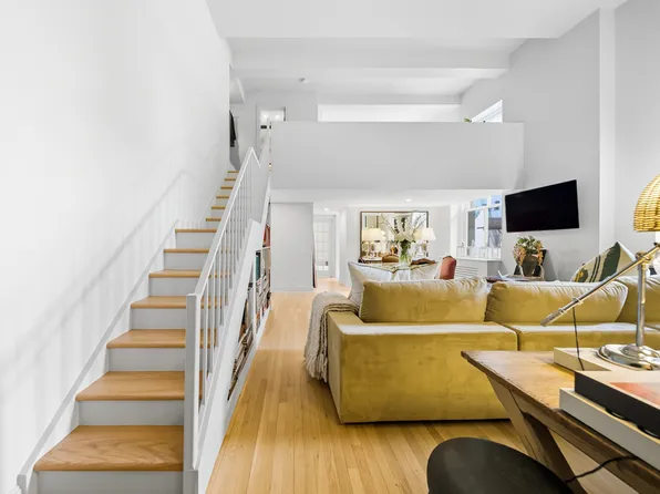 240 Centre Street image 6 of 19