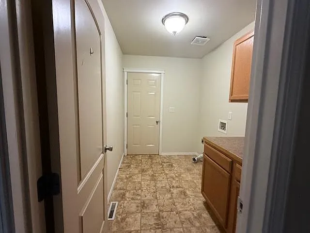 1332 NE Brenda Dr — Photo 5