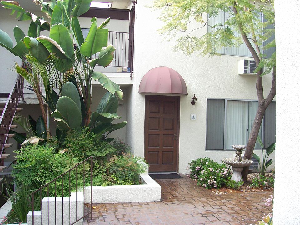 2nd image of 6104 Decena Dr Unit 1