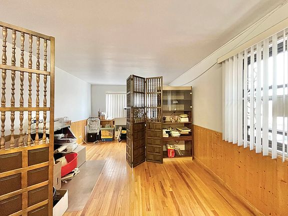 3rd image of 31-70 138th St APT 5A