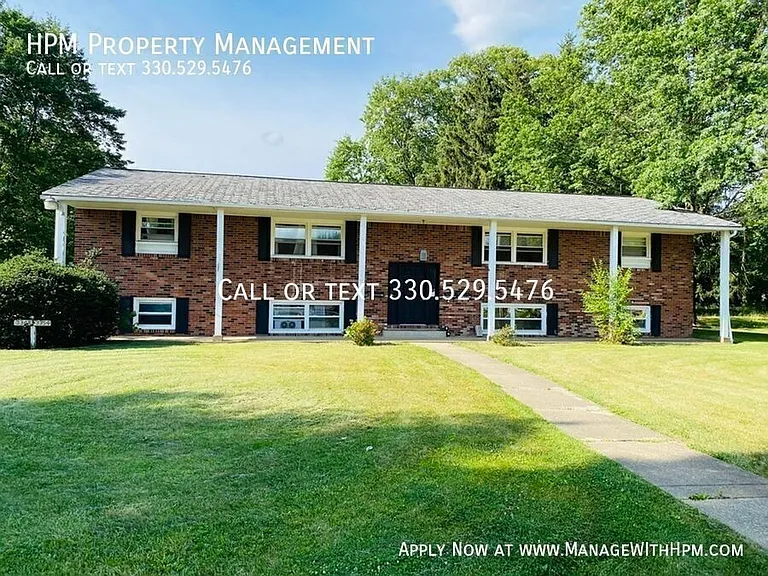 3348 Mollane St NW — Photo 1
