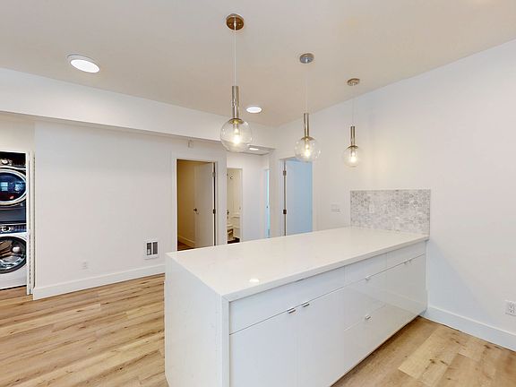 5th image of 2835 Van Ness Ave APT 3