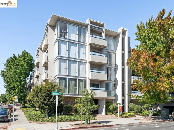 4101 Howe St APT 204, Oakland, CA 94611