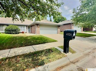 4826 Old Creek Rd, Lincoln, NE 68516