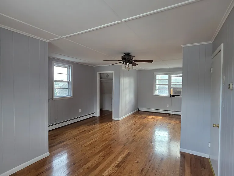48 Archer St #2 — Photo 12