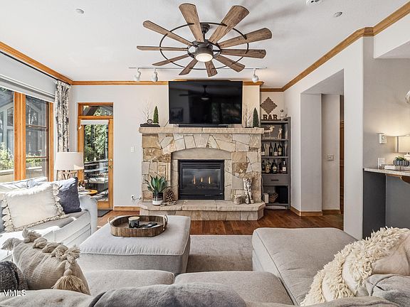 2nd image of 627 Sawatch Dr #108