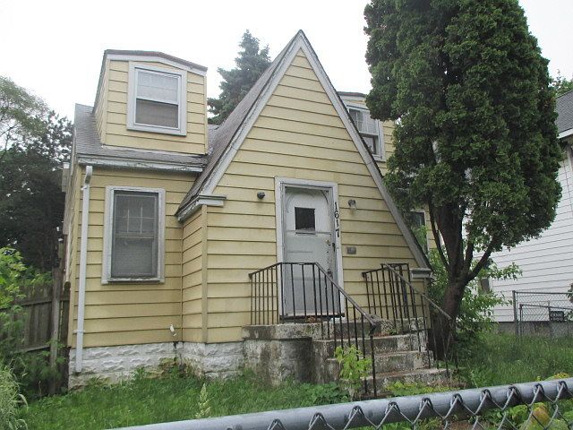 1st image of 1617 Lincoln St