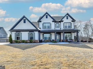 866 Champagne Ln, Hoschton, GA 30548