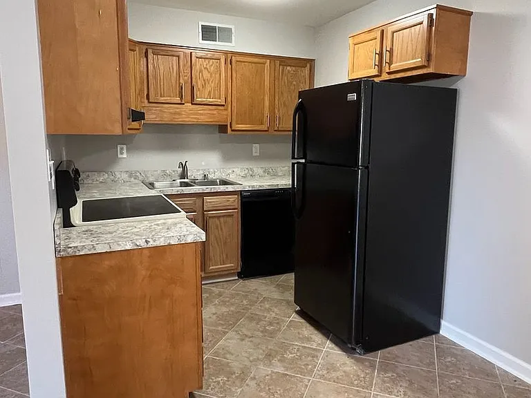 4229 Glenn Hill Manor — Photo 14
