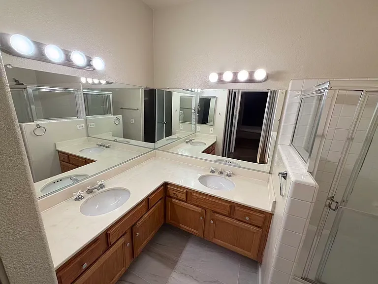 8644 New Salem St — Photo 10