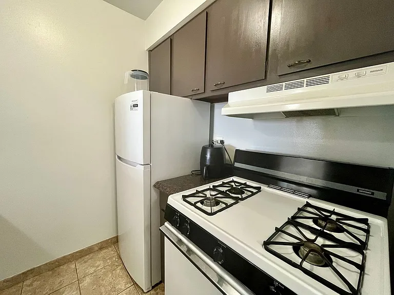 10448 W Montana Ave — Photo 8