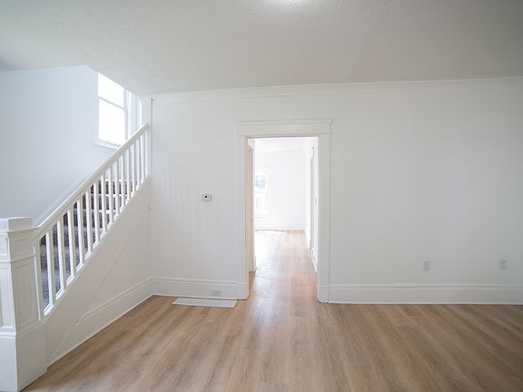 4th image of 6023 Pear Ave