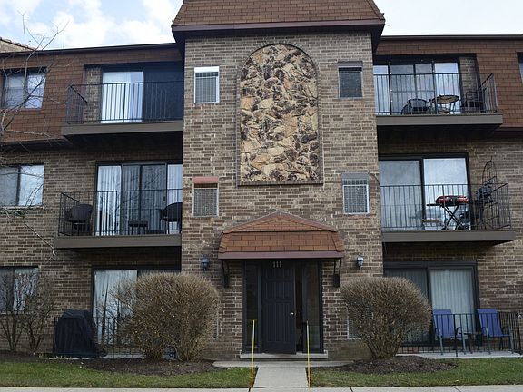 3rd image of 111 W Brandon Ct #E13