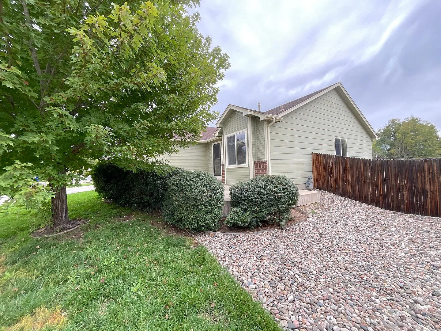 3 Bedroom Home Available Near Barnes Rd & Peterson Rd! — Photo 3