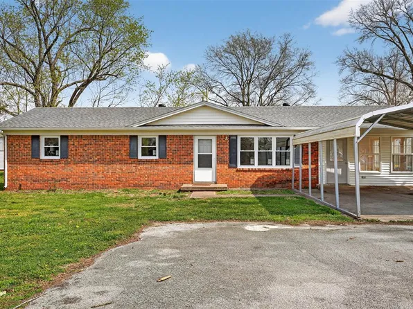 760 N Main St, Russellville, KY 42276