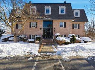 500 Northshore Rd APT 6B, Peabody, MA 01960