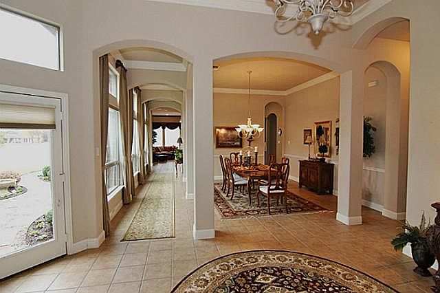 1st image of 378 Pine Valley Dr