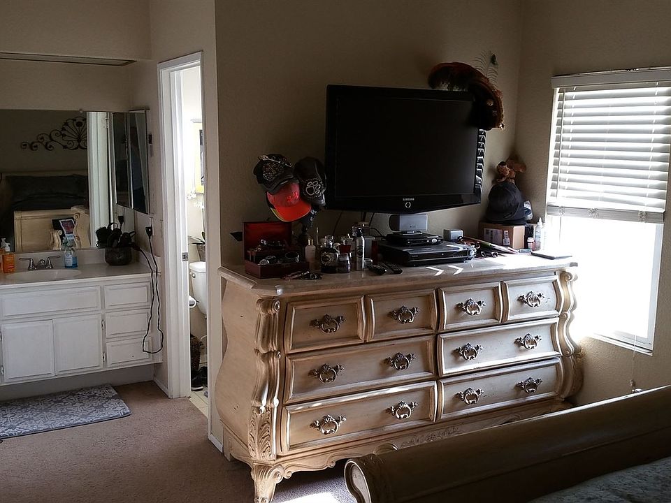 1st image of 1902 Silverwood Cir