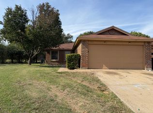 7552 Boxwood Ct, Fort Worth, TX 76133