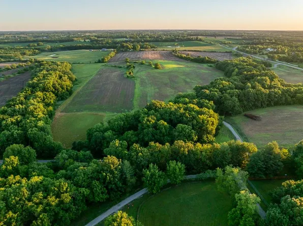 3 State Rte W, Trimble, MO 64492