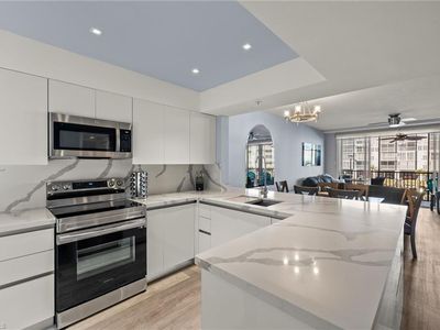 4491 Bay Beach LN #113, Fort Myers Beach, FL, 33931