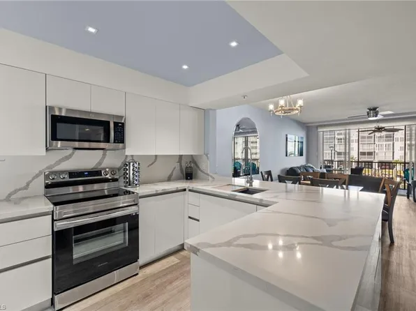 4491 Bay Beach LN #113, FORT MYERS BEACH, FL 33931