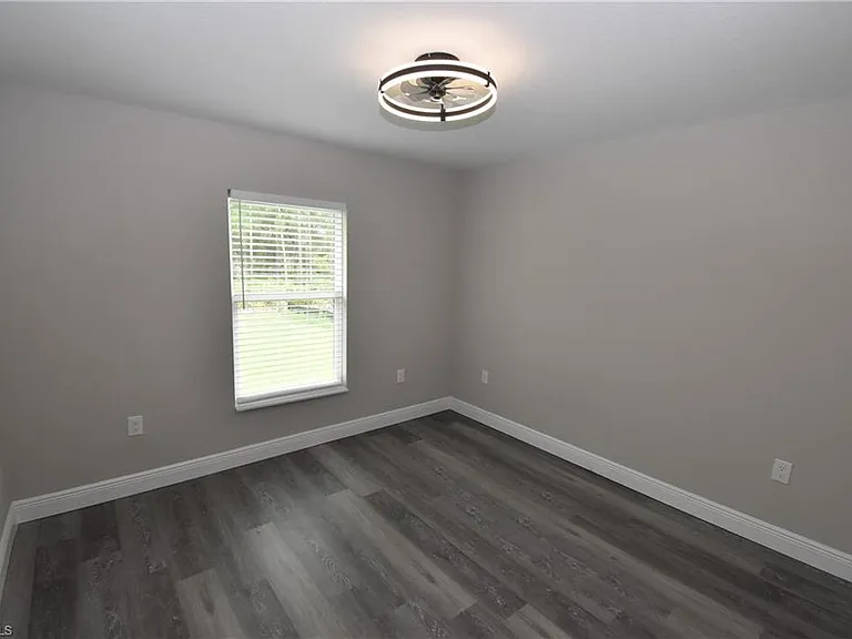23493 Branch Ave — Photo 27