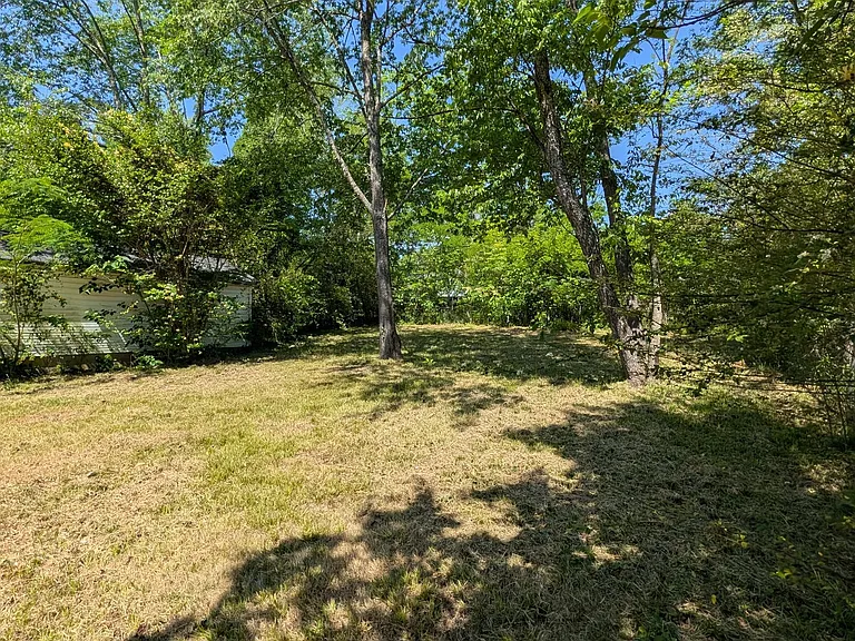 336 McPherson Ave — Photo 13
