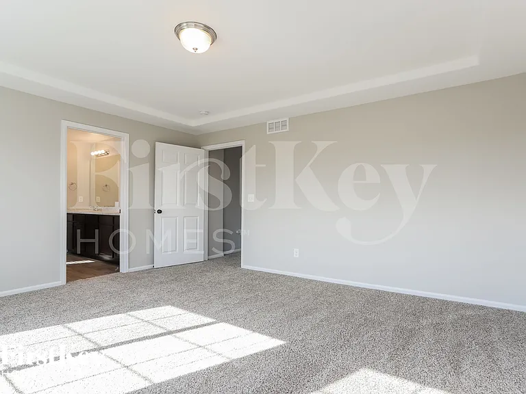26022 E Archer Dr — Photo 8