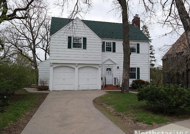 1st image of 33 Highbanks Pl S