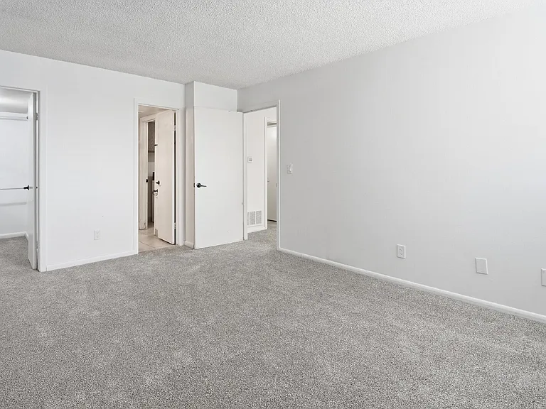 12450 E Cornell Ave #103 — Photo 19