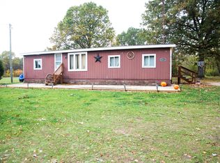 59416 Steiner Dr, Three Rivers, MI 49093