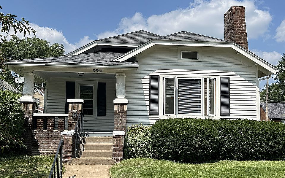 So much curb appeal!!