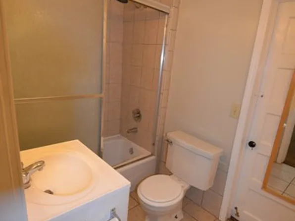 1146 Warner, 1146 Warner St #1146A, Chico, CA 95926