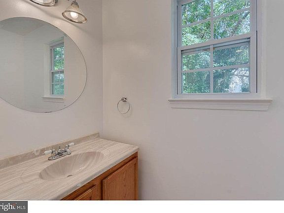 1 floor Bath