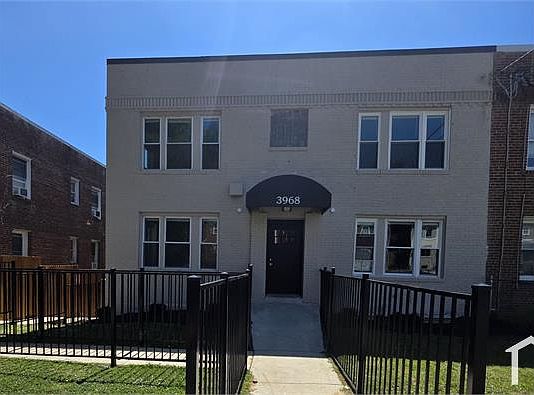 2nd image of 3968 Martin Luther King Jr Ave SW