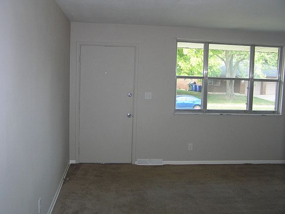 Living Room: W 14' 6" x L 16' 5"

One of four