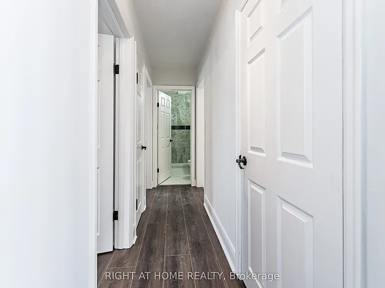 18 Ridgewood Ave — Photo 16
