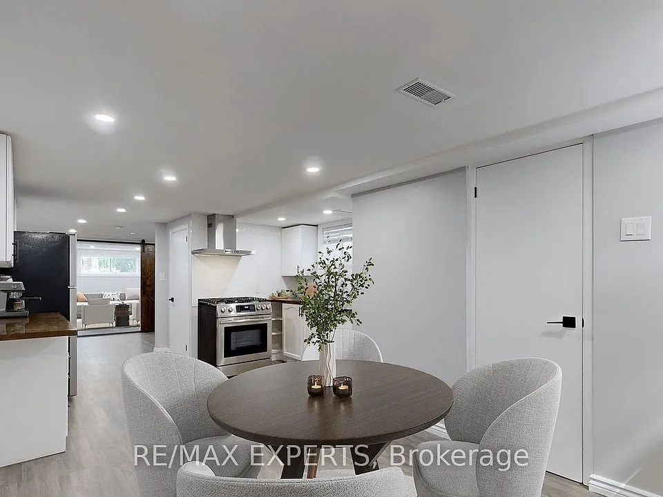 192 Dunbar Rd #BASEMENT