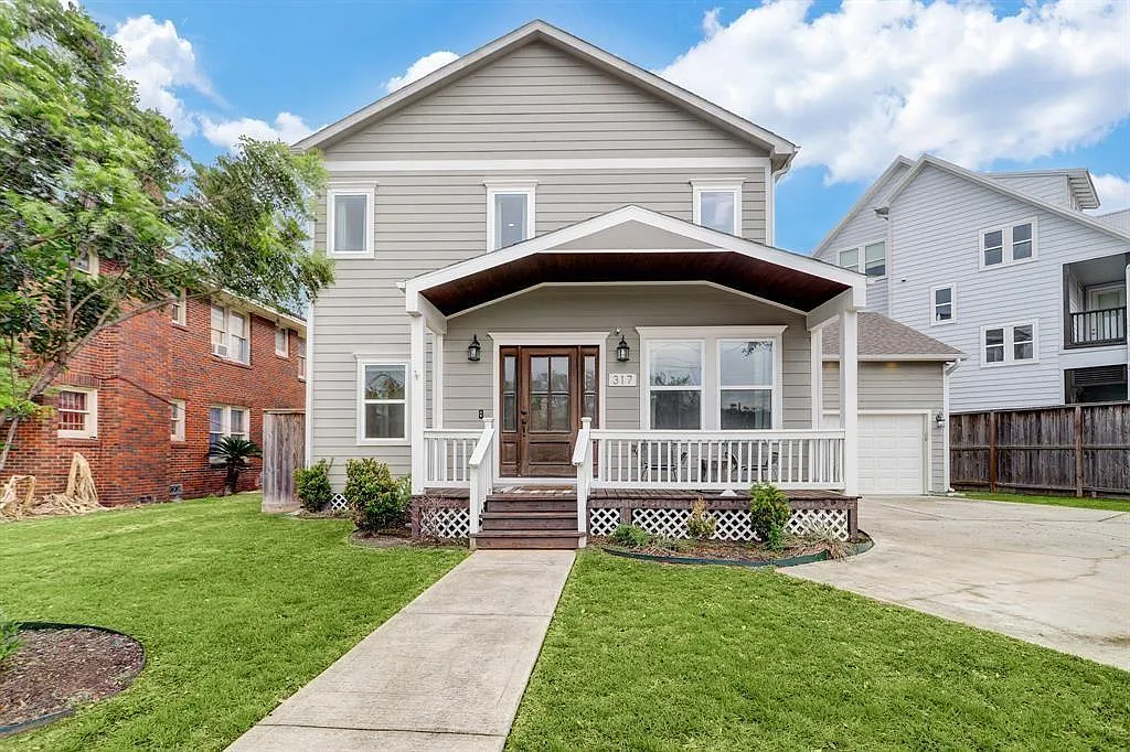 4 bed, 3.0 bath, 2349 sqft, $3,300 — Photo 1