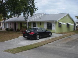 1926 Robalo Dr, Vero Beach, FL 32960