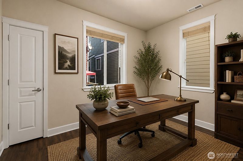 4th image of 129 Spruce Street