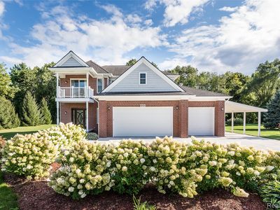 61121 Kocher Dr, South Lyon, MI, 48178