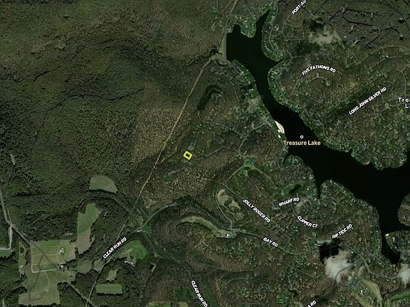3rd image of 516 Red Sail Rd
