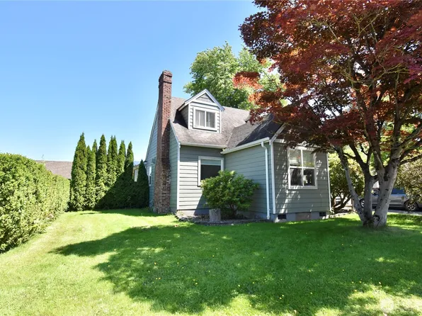 303 S Washington Street, Everson, WA 98247