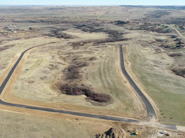 5 Double Tree Cir, Belle Fourche, SD 57717