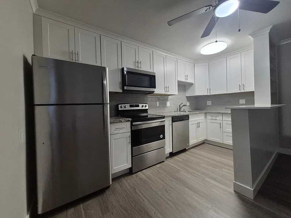 2311 I St #5
